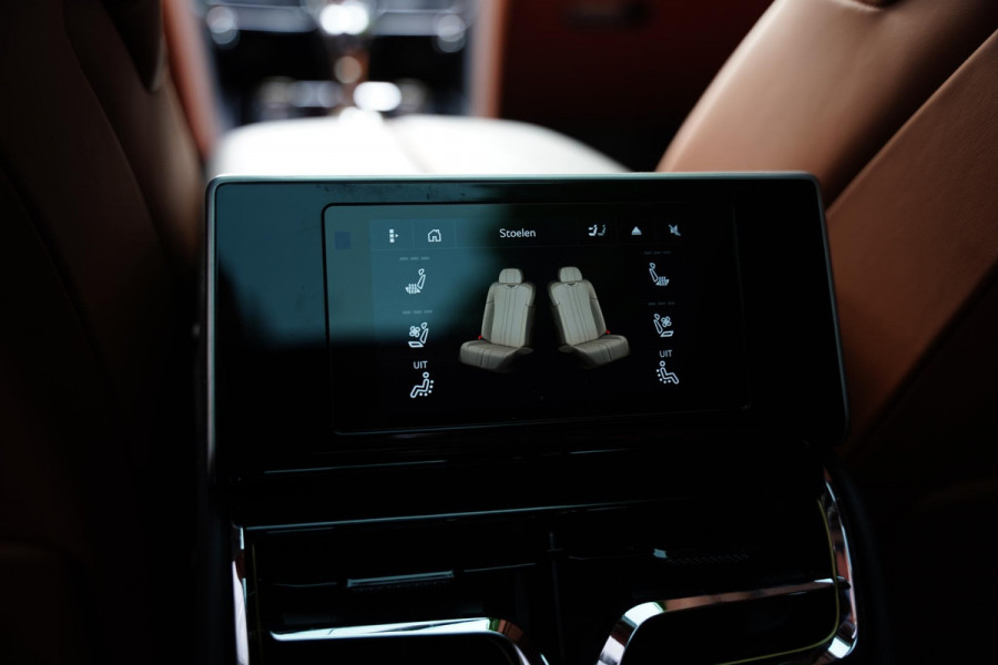 Bentley Flying Spur 2.9 V6 Hybrid Azure / Touring Pack / Panoramaroof / NAIM / Carbon