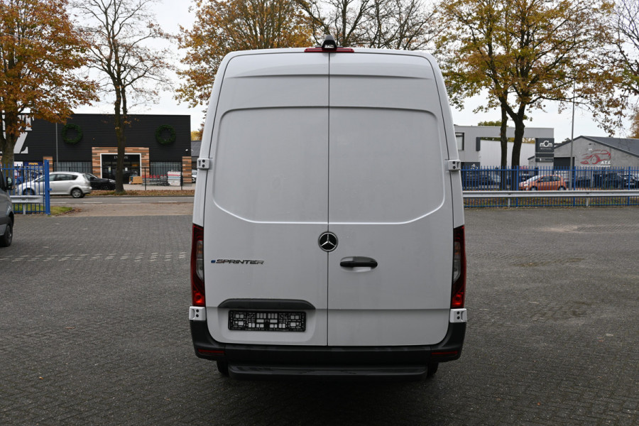 Mercedes-Benz eSprinter 314 RWD L3H2 Pro 81kWh LED koplampen, 115 kW DC laden