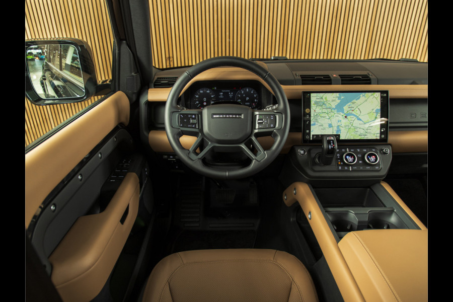 Land Rover Defender 110 2.0 P300e 110 X-Dynamic HSE MY26 | PANO | HUD | 22" | MERIDIAN 700W