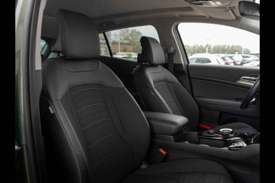 Kia Sportage 1.6 T-GDi Hybrid DynamicPlusLine | Schuifkantel dak | Navigatie | Achteruitrijcamera | Stoel en stuurverwarming |