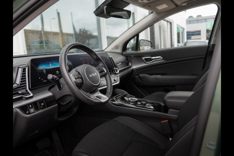 Kia Sportage 1.6 T-GDi Hybrid DynamicPlusLine | Schuifkantel dak | Navigatie | Achteruitrijcamera | Stoel en stuurverwarming |