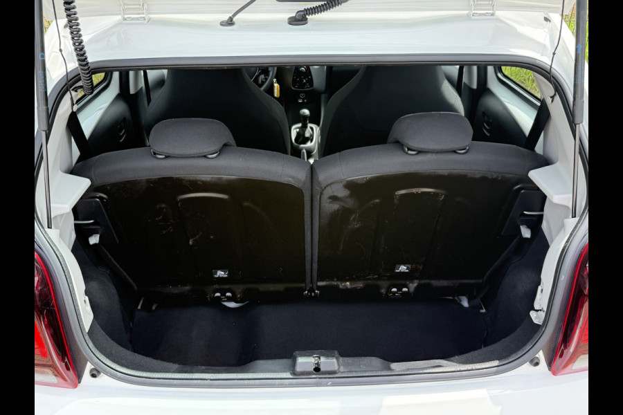 Peugeot 108 1.0 e-VTi Active| Radio| Airco| Start\Stop| Voorruitverwarming|