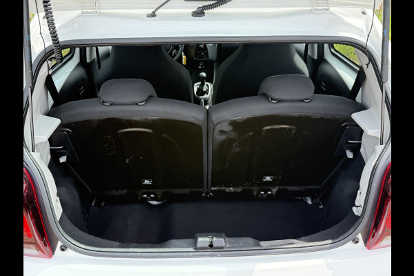 Peugeot 108 1.0 e-VTi Active| Radio| Airco| Start\Stop| Voorruitverwarming|