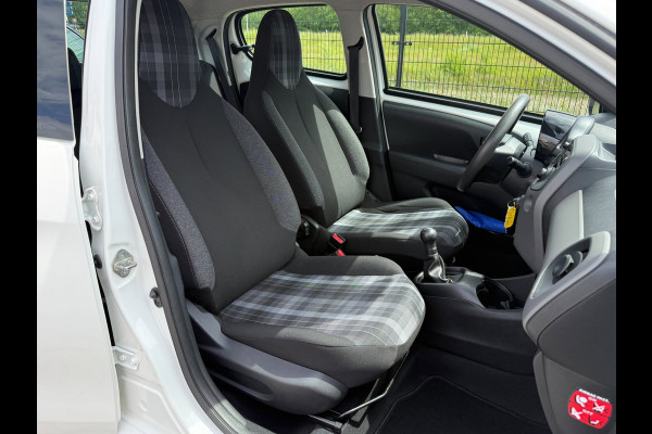 Peugeot 108 1.0 e-VTi Active| Radio| Airco| Start\Stop| Voorruitverwarming|