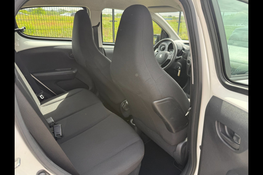 Peugeot 108 1.0 e-VTi Active| Radio| Airco| Start\Stop| Voorruitverwarming|