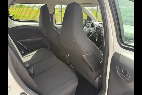 Peugeot 108 1.0 e-VTi Active| Radio| Airco| Start\Stop| Voorruitverwarming|