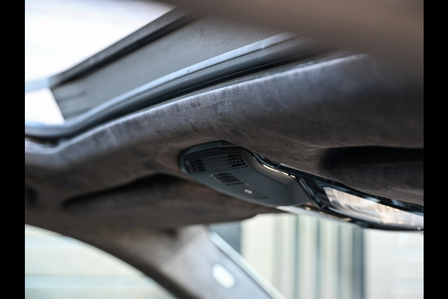 BMW X5 xDrive45e High executive M Sport | M-Seats | Luchtvering | Soft close | Comfort access | Trekhaak | Sky lounge |  Laser Light | Parking assistant plus | Head-Up | Night vision | Driving assistant prof. |