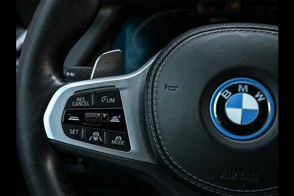 BMW X5 xDrive45e High executive M Sport | M-Seats | Luchtvering | Soft close | Comfort access | Trekhaak | Sky lounge |  Laser Light | Parking assistant plus | Head-Up | Night vision | Driving assistant prof. |