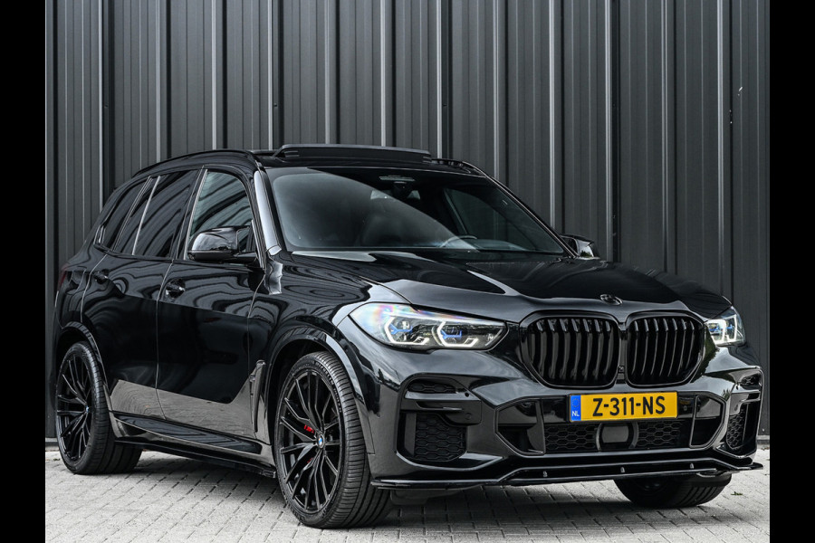 BMW X5 xDrive45e High executive M Sport | M-Seats | Luchtvering | Soft close | Comfort access | Trekhaak | Sky lounge |  Laser Light | Parking assistant plus | Head-Up | Night vision | Driving assistant prof. |