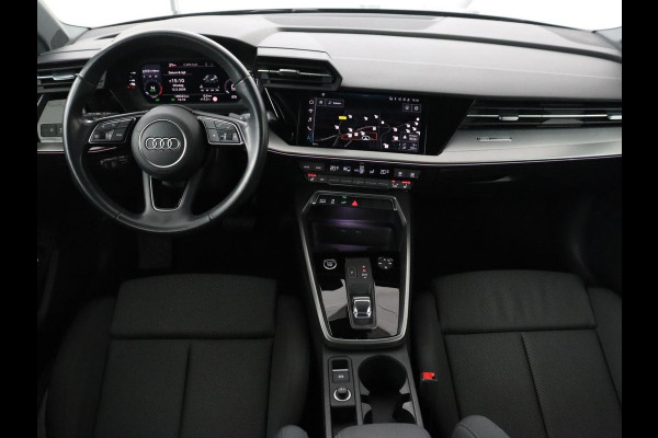 Audi A3 40 TFSIe Advanced edition | SOH 91,7% | Stoelverwarming | Carplay | Sportstoelen | Sfeerverlichting | Virtual Cockpit | Camera | Navigatie | Full LED | Bluetooth | Climate control | Cruise control | PHEV | Plug In