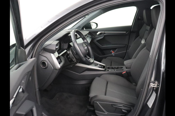 Audi A3 40 TFSIe Advanced edition | SOH 91,7% | Stoelverwarming | Carplay | Sportstoelen | Sfeerverlichting | Virtual Cockpit | Camera | Navigatie | Full LED | Bluetooth | Climate control | Cruise control | PHEV | Plug In
