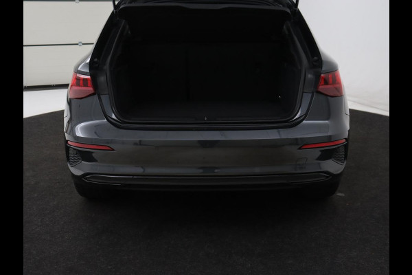 Audi A3 40 TFSIe Advanced edition | SOH 91,7% | Stoelverwarming | Carplay | Sportstoelen | Sfeerverlichting | Virtual Cockpit | Camera | Navigatie | Full LED | Bluetooth | Climate control | Cruise control | PHEV | Plug In
