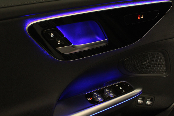 Mercedes-Benz C-Klasse Estate 300 e AMG Line > Plug in/Panorama/Trekhaak/360°/Head-up...
