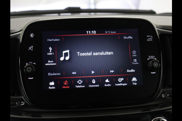 Fiat 500 1.0 Hybrid Dolcevita | Panoramadak | Half leder | Cruise control | Carplay | Climate control | Bluetooth | Lichtmetalen velgen