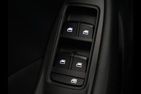 MG ZS EV Luxury 45 kWh | SOH 90,2% | Panoramadak | Leder | Stoelverwarming | Carplay | Side Assist | Adaptive cruise | Camera | Keyless | Navigatie