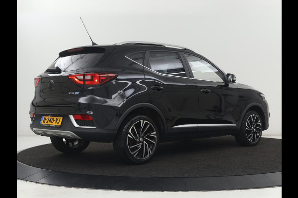 MG ZS EV Luxury 45 kWh | SOH 90,2% | Panoramadak | Leder | Stoelverwarming | Carplay | Side Assist | Adaptive cruise | Camera | Keyless | Navigatie