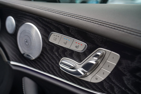 Mercedes-Benz E-Klasse Cabrio 400 4MATIC 25th Anniversary Edition | Designo Leder | Burmester | Memory stoelen | Swarovski LED |