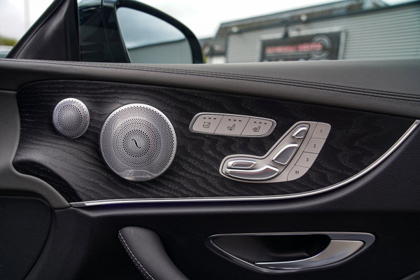 Mercedes-Benz E-Klasse Cabrio 400 4MATIC 25th Anniversary Edition | Designo Leder | Burmester | Memory stoelen | Swarovski LED |
