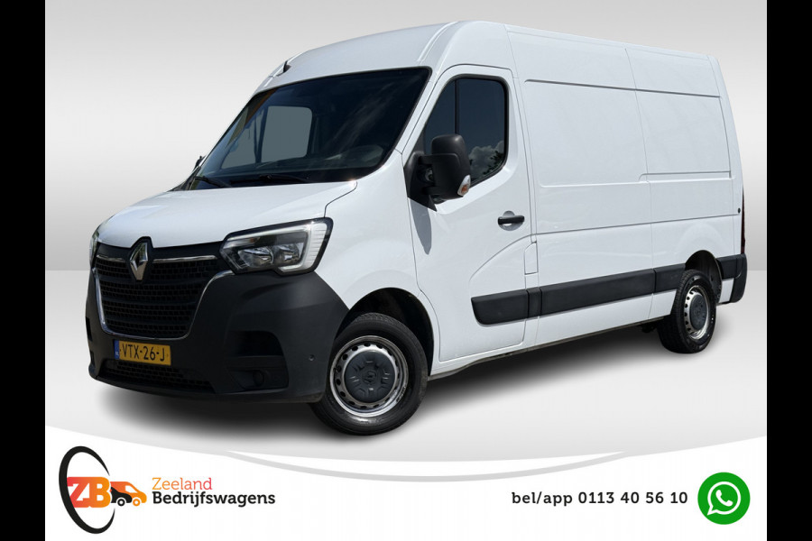 Renault Master T35 2.3 dCi 135 L2H2 | Navi | Carplay | Camera | Trekhaak | PDC