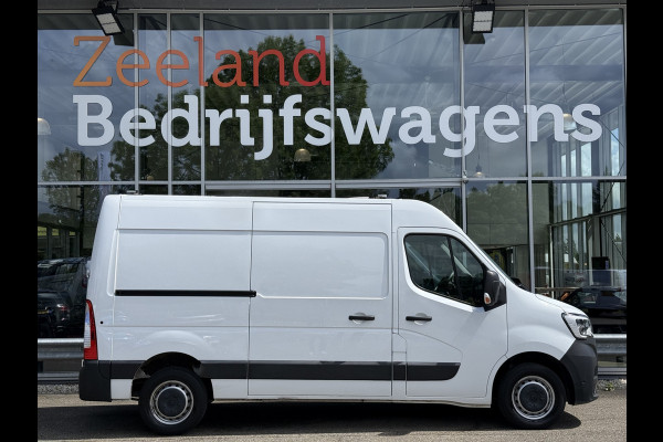 Renault Master T35 2.3 dCi 135 L2H2 | Navi | Carplay | Camera | Trekhaak | PDC