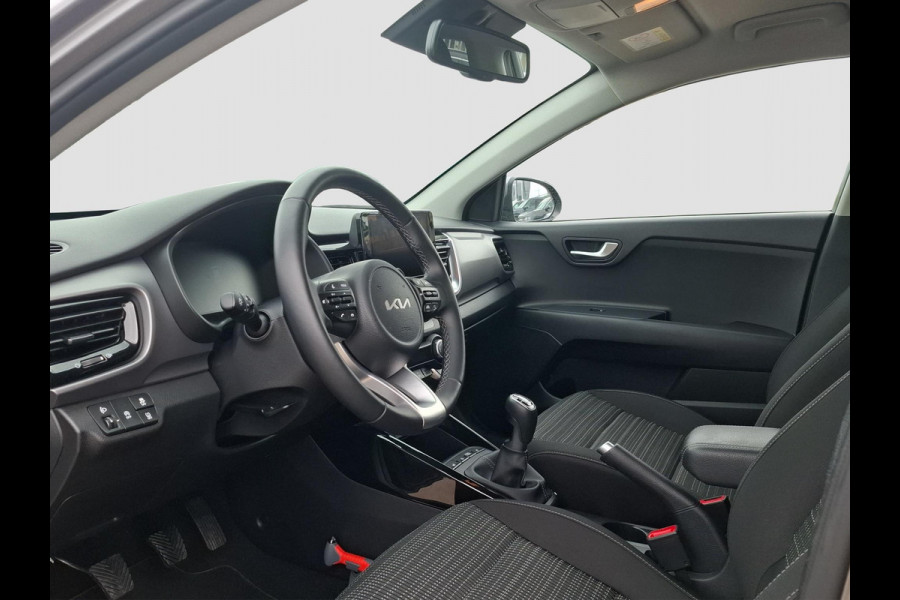 Kia Stonic 1.0 T-GDi MHEV DynamicPlusLine Stoel- en stuurverwarming | Cruise | Navi | Privacy Glass | Camera |