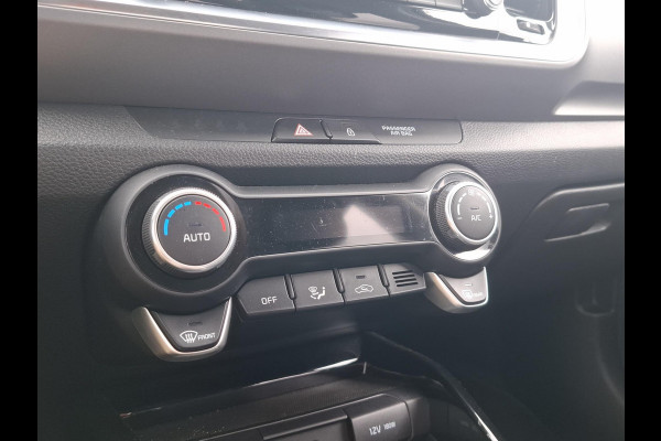 Kia Stonic 1.0 T-GDi MHEV DynamicPlusLine Stoel- en stuurverwarming | Cruise | Navi | Privacy Glass | Camera |
