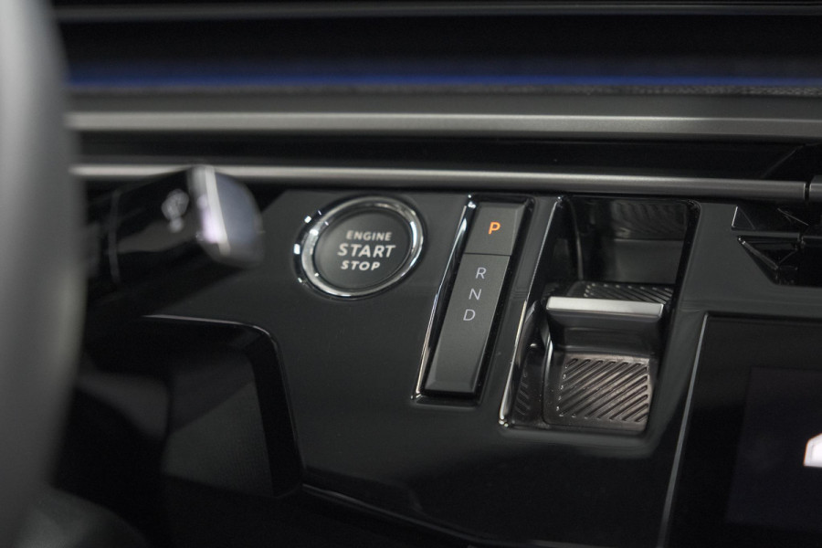 Peugeot E-3008 Allure 73 kWh | 11 KW Lader | Camera | Panoramic Navigation pack