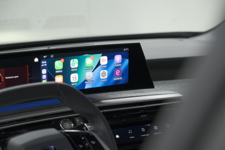 Peugeot E-3008 Allure 73 kWh | 11 KW Lader | Camera | Panoramic Navigation pack