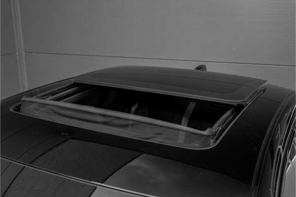 Volvo S60 2.0 T8 AWD Twin Engine Polestar Engineered Schuifdak H/K Trekhaak 20"
