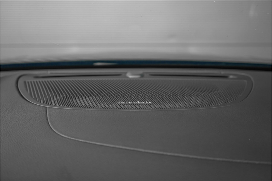 Volvo S60 2.0 T8 AWD Twin Engine Polestar Engineered Schuifdak H/K Trekhaak 20"