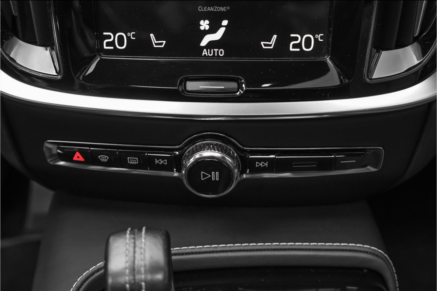 Volvo S60 2.0 T8 AWD Twin Engine Polestar Engineered Schuifdak H/K Trekhaak 20"
