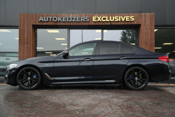 BMW 5 Serie M550i xDrive High Executive Schuifdak Adapt. Cruise Massage Harman/Kardon Stoelvent. 20''LM