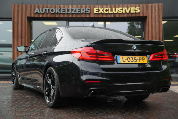 BMW 5 Serie M550i xDrive High Executive Schuifdak Adapt. Cruise Massage Harman/Kardon Stoelvent. 20''LM