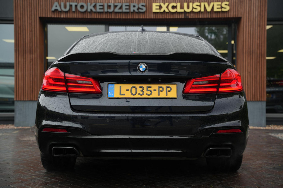 BMW 5 Serie M550i xDrive High Executive Schuifdak Adapt. Cruise Massage Harman/Kardon Stoelvent. 20''LM
