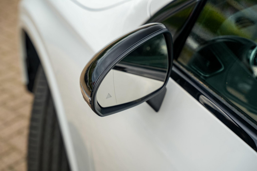 Mercedes-Benz GLC 300de 4MATIC AMG Line Edition | Panorama | Burmester 3D | Distronic | Trekhaak | Memory