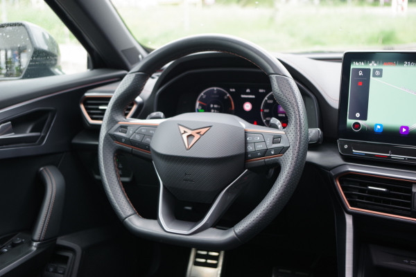 CUPRA Formentor 1.4 e-Hybrid VZ 245 PK Copper Edition PHEV, Panoramadak, LED, 360 Camera, Beats Audio, Memory