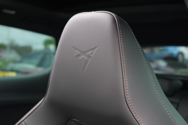 CUPRA Formentor 1.4 e-Hybrid VZ 245 PK Copper Edition PHEV, Panoramadak, LED, 360 Camera, Beats Audio, Memory