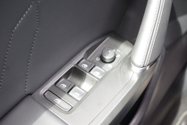CUPRA Formentor 1.4 e-Hybrid VZ 245 PK Copper Edition PHEV, Panoramadak, LED, 360 Camera, Beats Audio, Memory