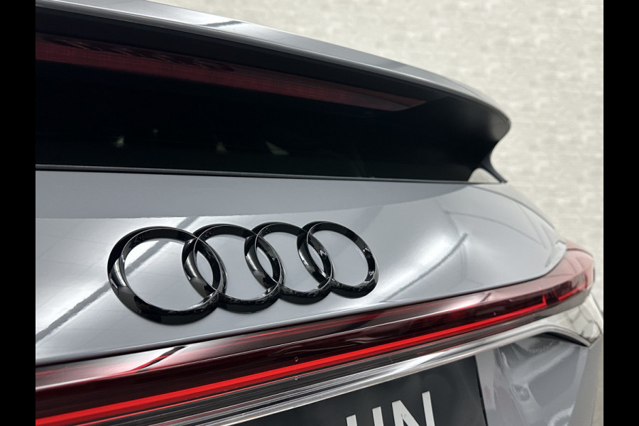 Audi Q4 Sportback e-tron 40 77 kWh RS-Leder | Uniek Interieur! | ACC | 96% SOH | Sportstoelen | Stuurverwarming | 3-Zone Clima | Carplay | Getint Glas | Camera | Standkachel | LED | Dodehoek | Virtual-Cockpit | Navi |