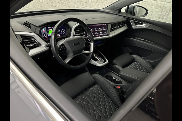 Audi Q4 Sportback e-tron 40 77 kWh RS-Leder | Uniek Interieur! | ACC | 96% SOH | Sportstoelen | Stuurverwarming | 3-Zone Clima | Carplay | Getint Glas | Camera | Standkachel | LED | Dodehoek | Virtual-Cockpit | Navi |
