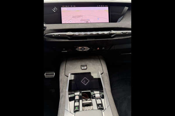 DS DS 4 225pk E-Tense Performance Line+ (Camera - LED Matrix - Adaptieve Cruise Controle - Keyless Entry - 19"- Automatische Airco - Nav