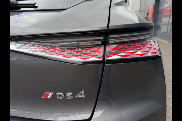 DS DS 4 225pk E-Tense Performance Line+ (Camera - LED Matrix - Adaptieve Cruise Controle - Keyless Entry - 19"- Automatische Airco - Nav