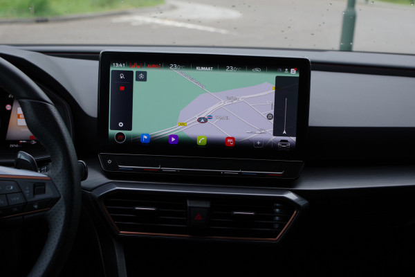 CUPRA Leon Sportstourer 1.4 e-Hybrid 204 PK BNS, Adap. Cruise Control, Stuur- & Stoelverwaming, Camera, LED
