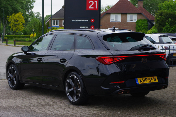 CUPRA Leon Sportstourer 1.4 e-Hybrid 204 PK BNS, Adap. Cruise Control, Stuur- & Stoelverwaming, Camera, LED