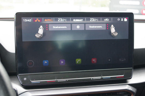 CUPRA Leon Sportstourer 1.4 e-Hybrid 204 PK BNS, Adap. Cruise Control, Stuur- & Stoelverwaming, Camera, LED