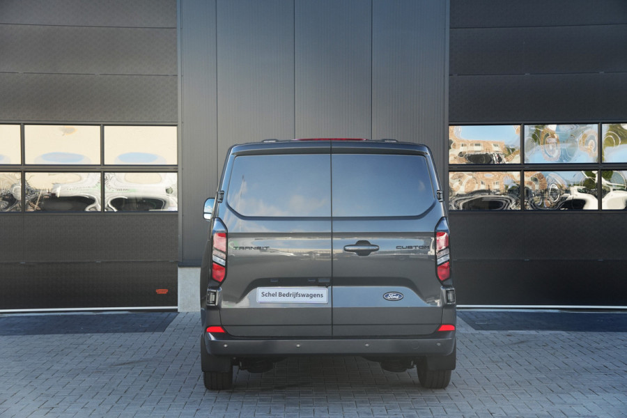 Ford Transit Custom 320 2.0 TDCI L2H1 Limited 170pk - 1+1 Stoel - 2x Schuif - ACC - Blind spot - Keyless - Stoel/Stuurverwarming - Navi - Rijklaar