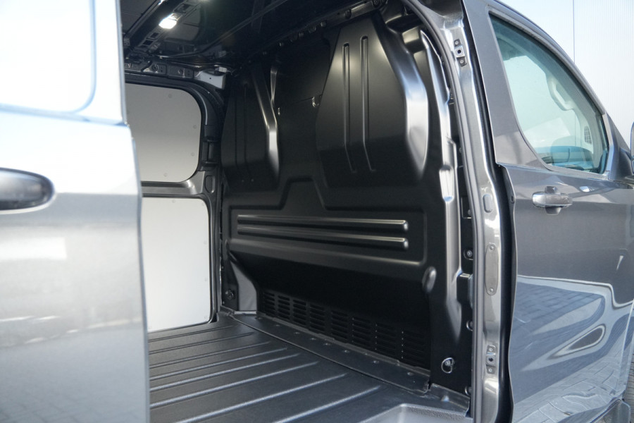 Ford Transit Custom 320 2.0 TDCI L2H1 Limited 170pk - 1+1 Stoel - 2x Schuif - ACC - Blind spot - Keyless - Stoel/Stuurverwarming - Navi - Rijklaar
