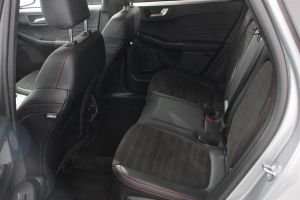 Ford Kuga 2.5 PHEV 225pk ST-Line X DEMO  Navigatie Apple Carplay/Android Auto Parkeersensoren Camera Adaptive Cruise Control Blind Spot Assist Elektrische achterklep Stoel en stuurverwarming Park Assist  Elektrische bestuurdersstoel