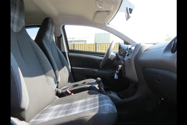 Peugeot 108 1.0 e-VTi Active 5-DEURS | AIRCO | BLUETOOTH | ORIGINEEL NEDERLANDSE AUTO |