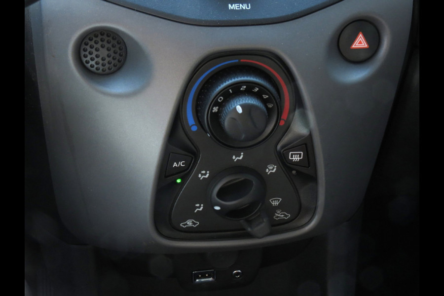 Peugeot 108 1.0 e-VTi Active 5-DEURS | AIRCO | BLUETOOTH | ORIGINEEL NEDERLANDSE AUTO |